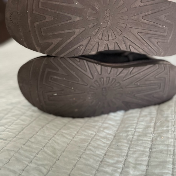 UGG black boots size 7 - Picture 9 of 9